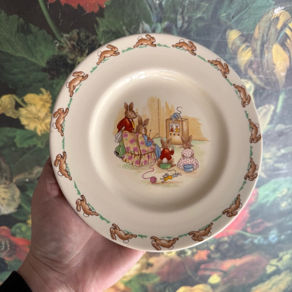 Charming Cream Bunnykins Plate